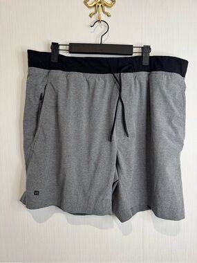 01. Algo Men’s Shorts. Grey/Black. Size XL. No flaws noted!